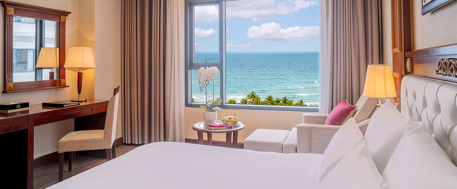 Deluxe Double Ocean View interior