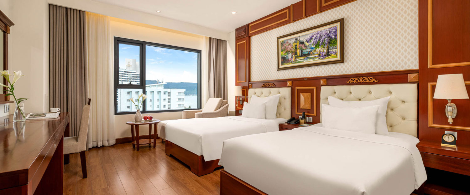 Deluxe Twin Partial Ocean View